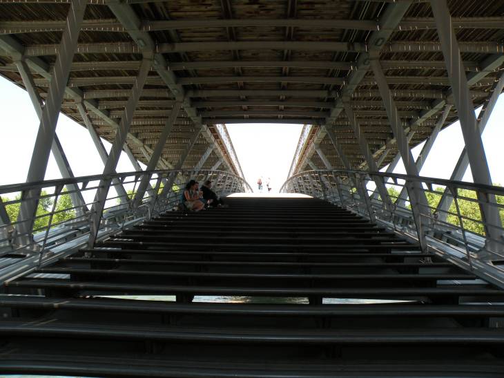  escaliers de la passerelle Solférino